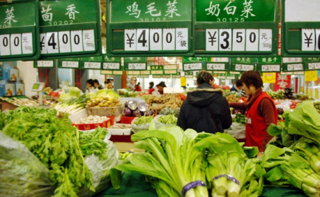 冷棚退菜价涨 “年货”产品抢进京